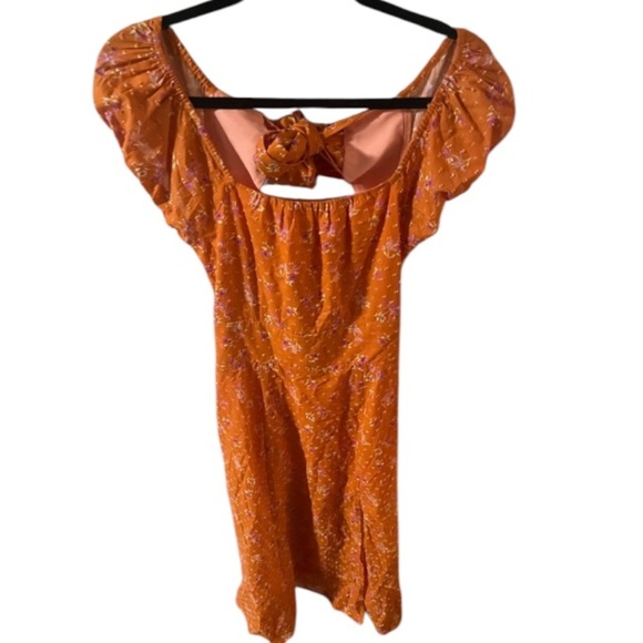 NWT Wayf Orange Floral Dress with Puff Sleeves Size Small - Picture 1 of 4